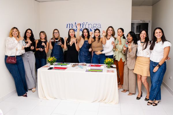 El grupo del primer Wine O'Clock