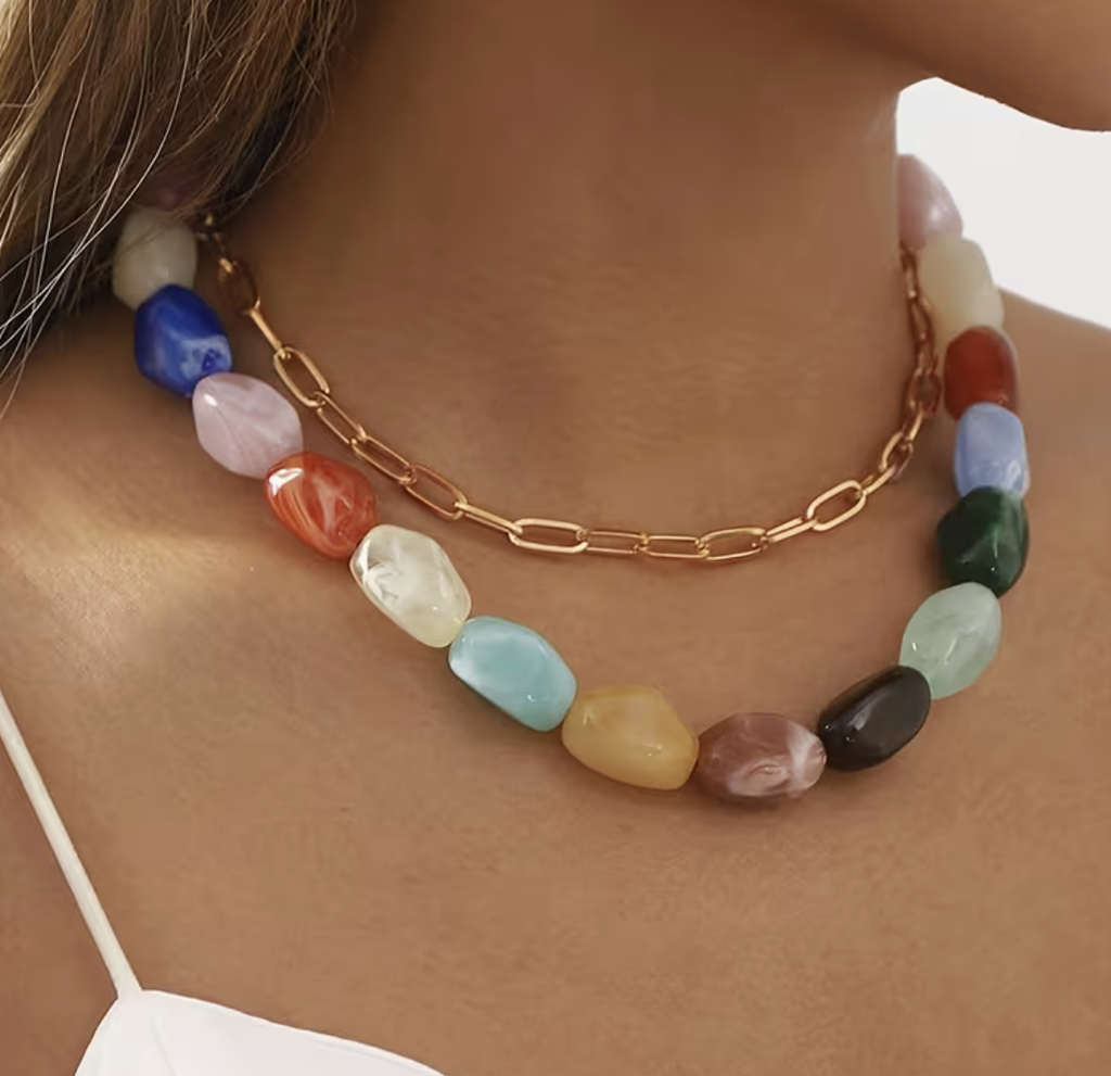 Collar piedras multicolor pasteles - resina resistente