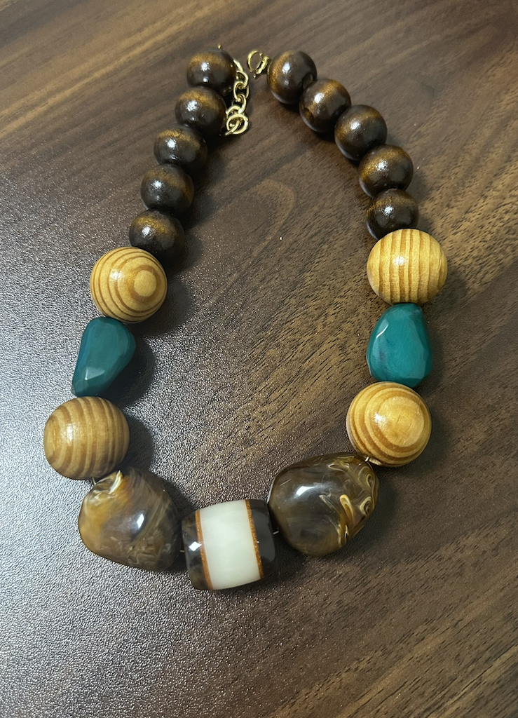 Collar Madera Acentos Verde Teal